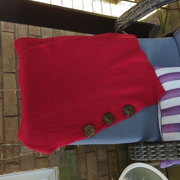 Red Multipurpose Scarf - Picture 4 of 12